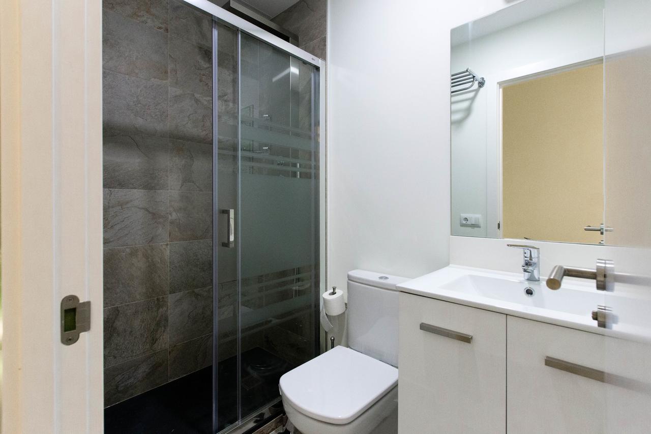 Bookinmadrid Com - Cascorro Sq 18 Pax Lejlighed Eksteriør billede